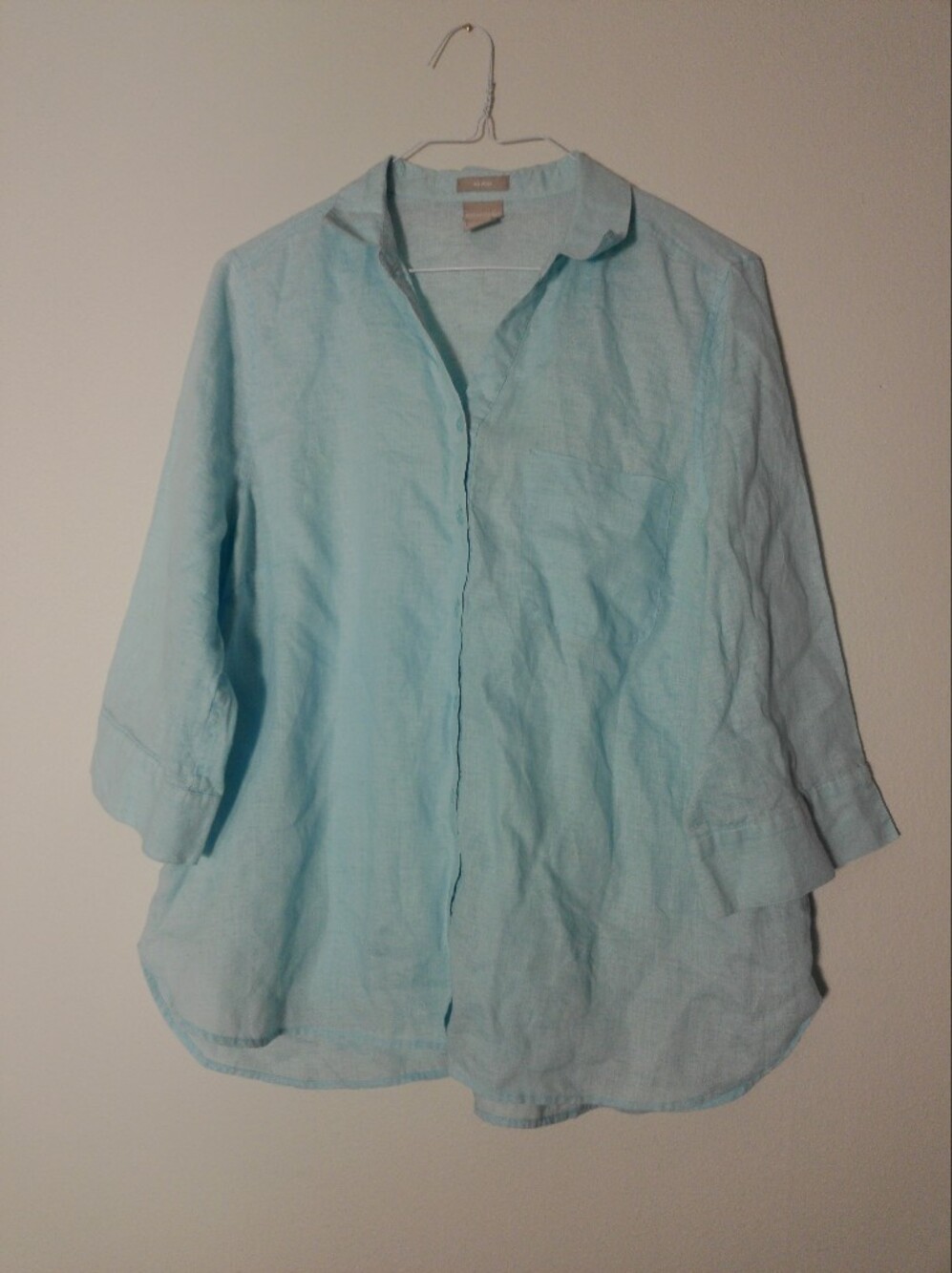 Chico's Pale Aqua Linen Button-Up Blouse No Iron